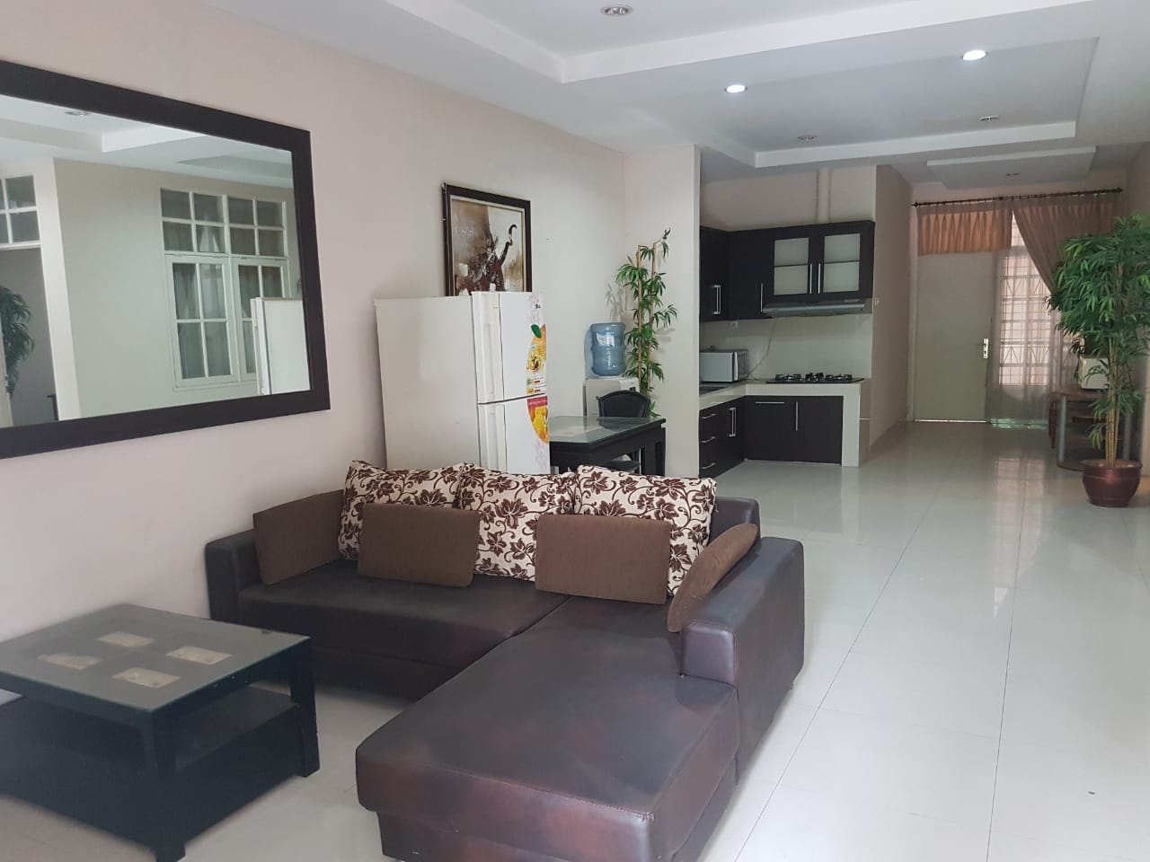 Rumah Dijual di Taman Beverly Lippo Cikarang